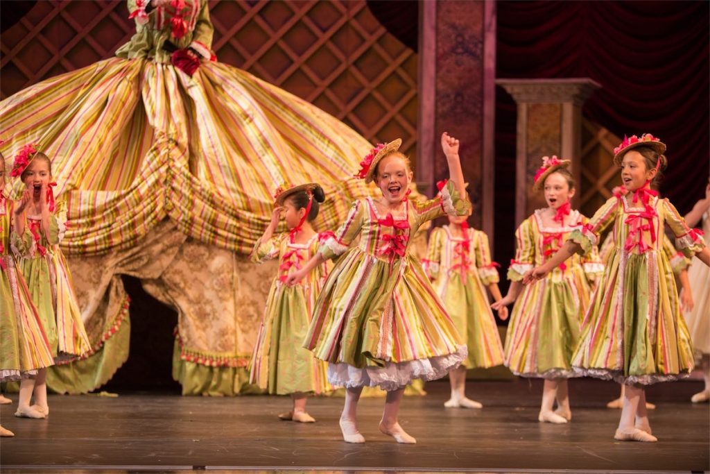Ballet Lubbock gives Covenant Children's a Nutcracker treat